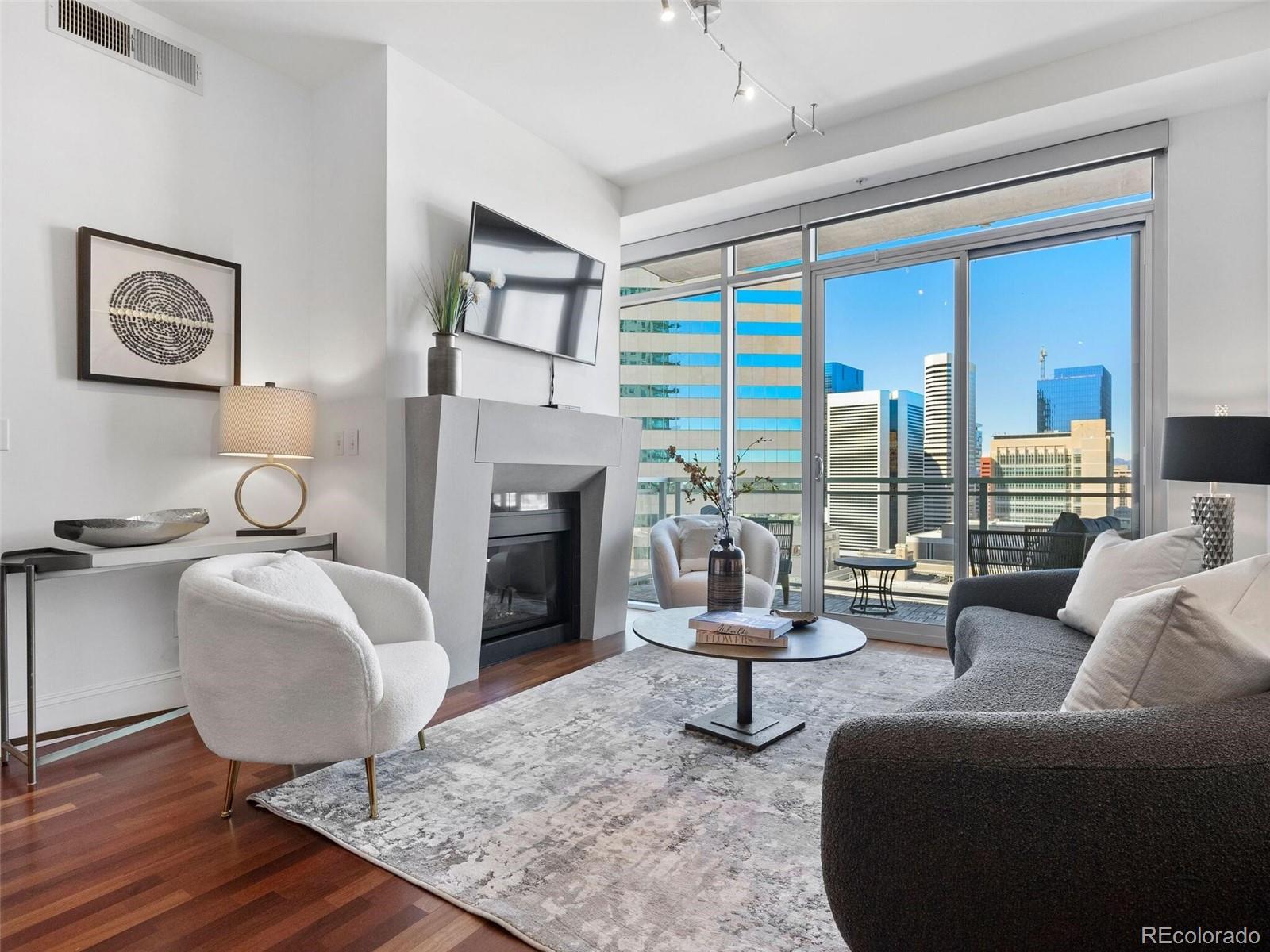 2001 Lincoln Street Unit: 1413
