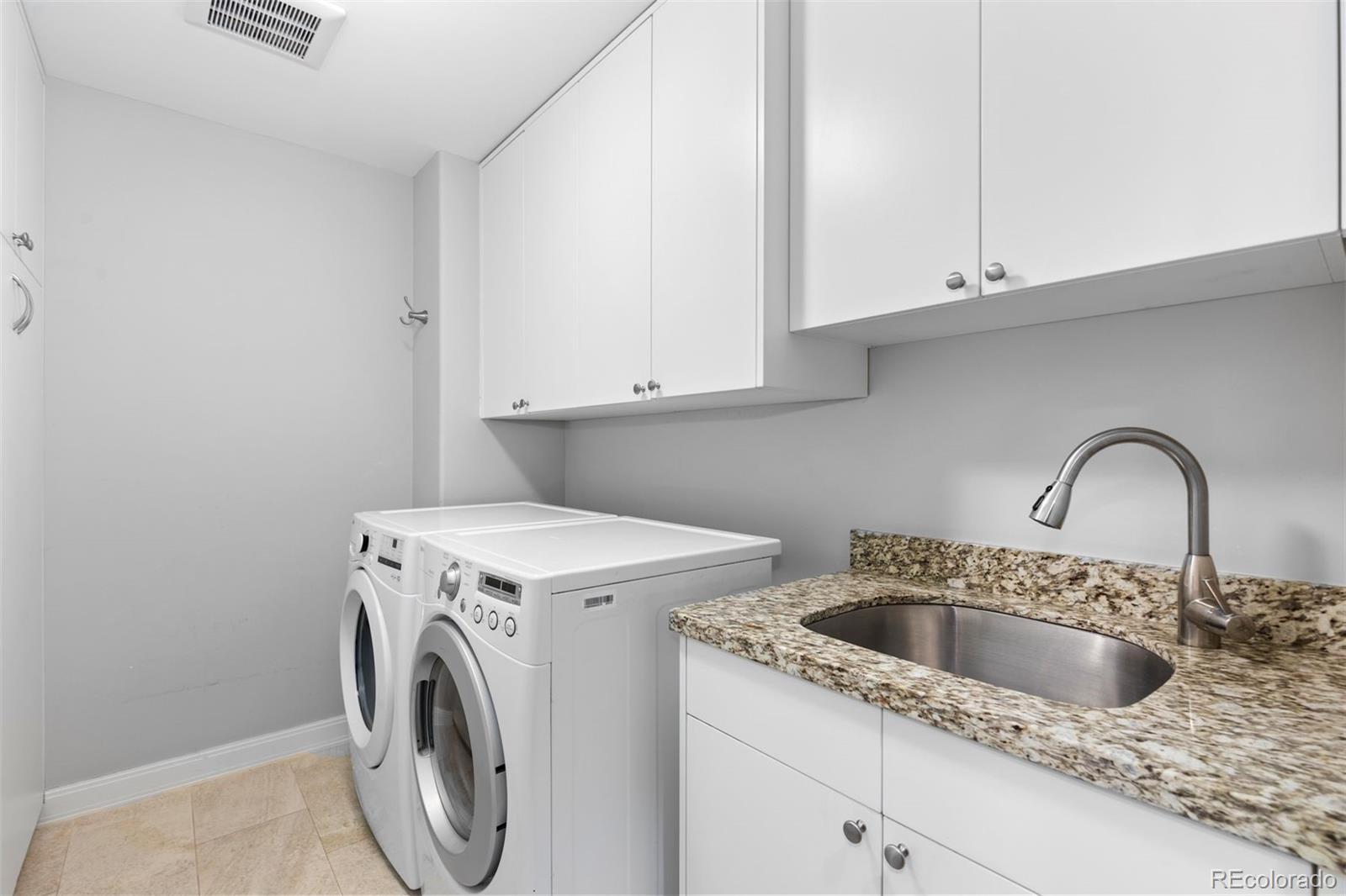 2450 E Alameda Avenue Unit: 4