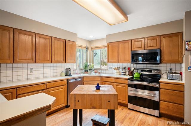 1600 Pinyon Drive