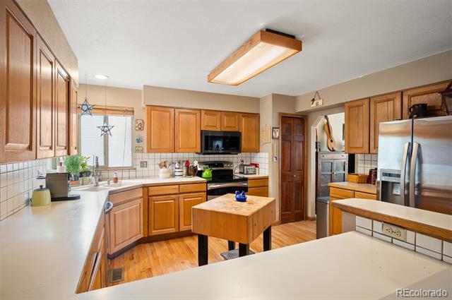 1600 Pinyon Drive
