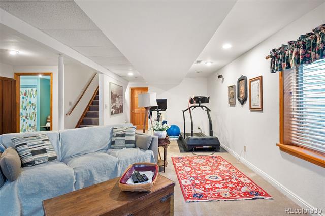 1600 Pinyon Drive