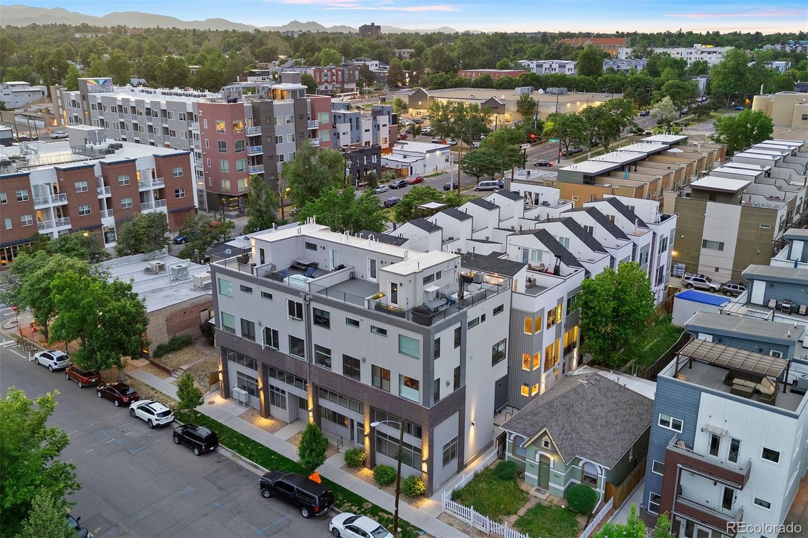 2831 W 25th Avenue Unit: 1
