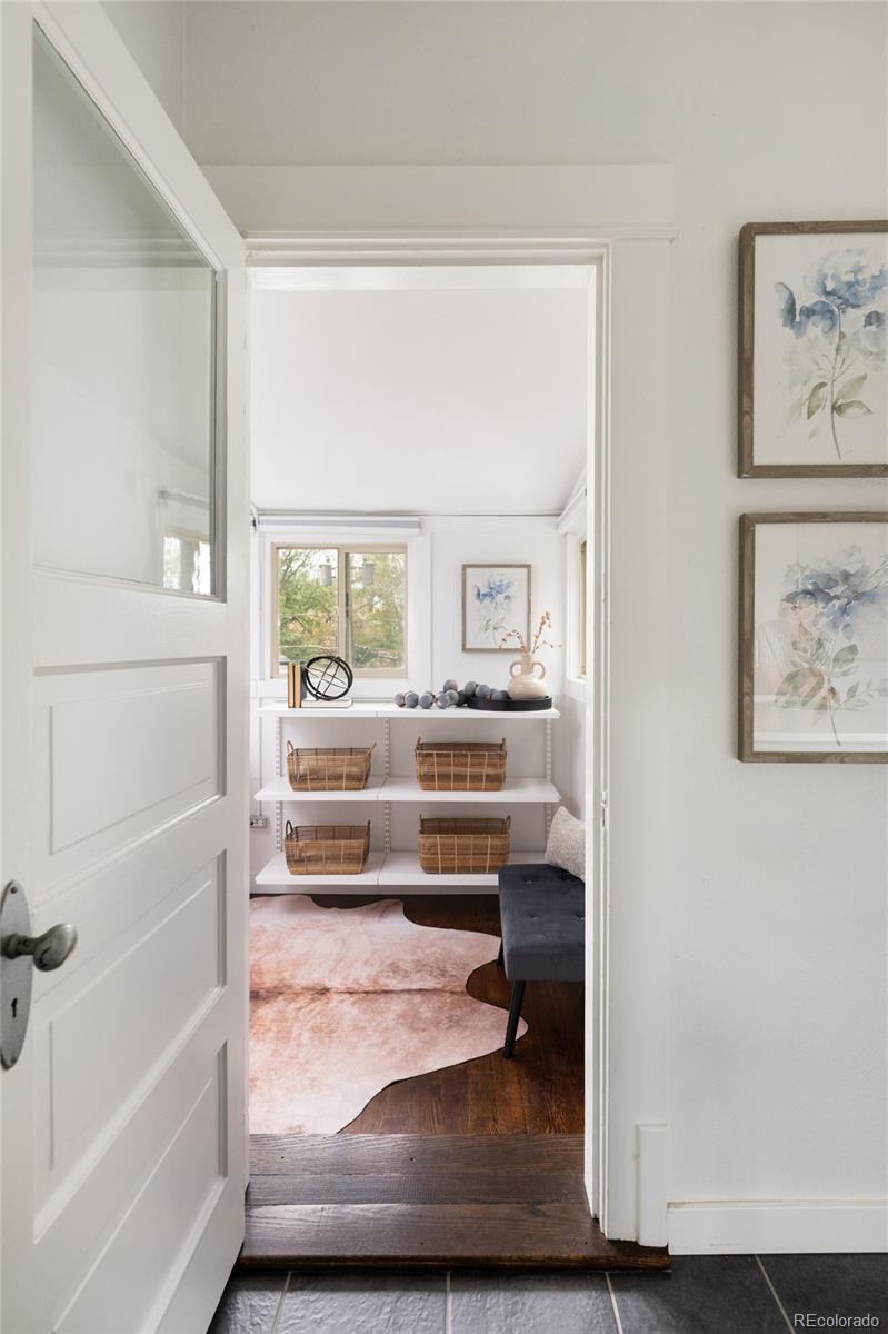 1729 N Marion Street Unit: 201
