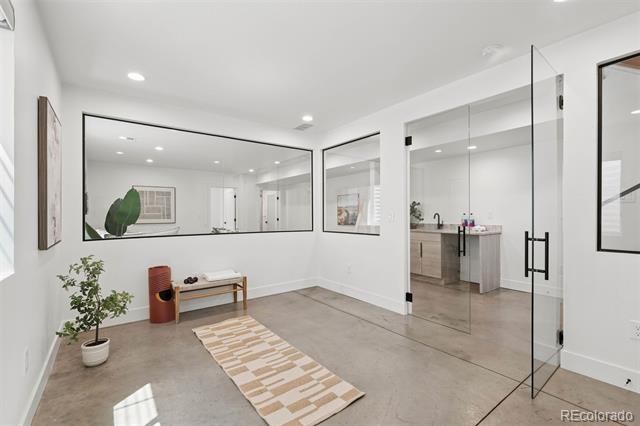 4251 Navajo Street
