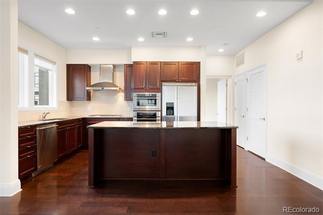 5455 Landmark Place Unit: 409