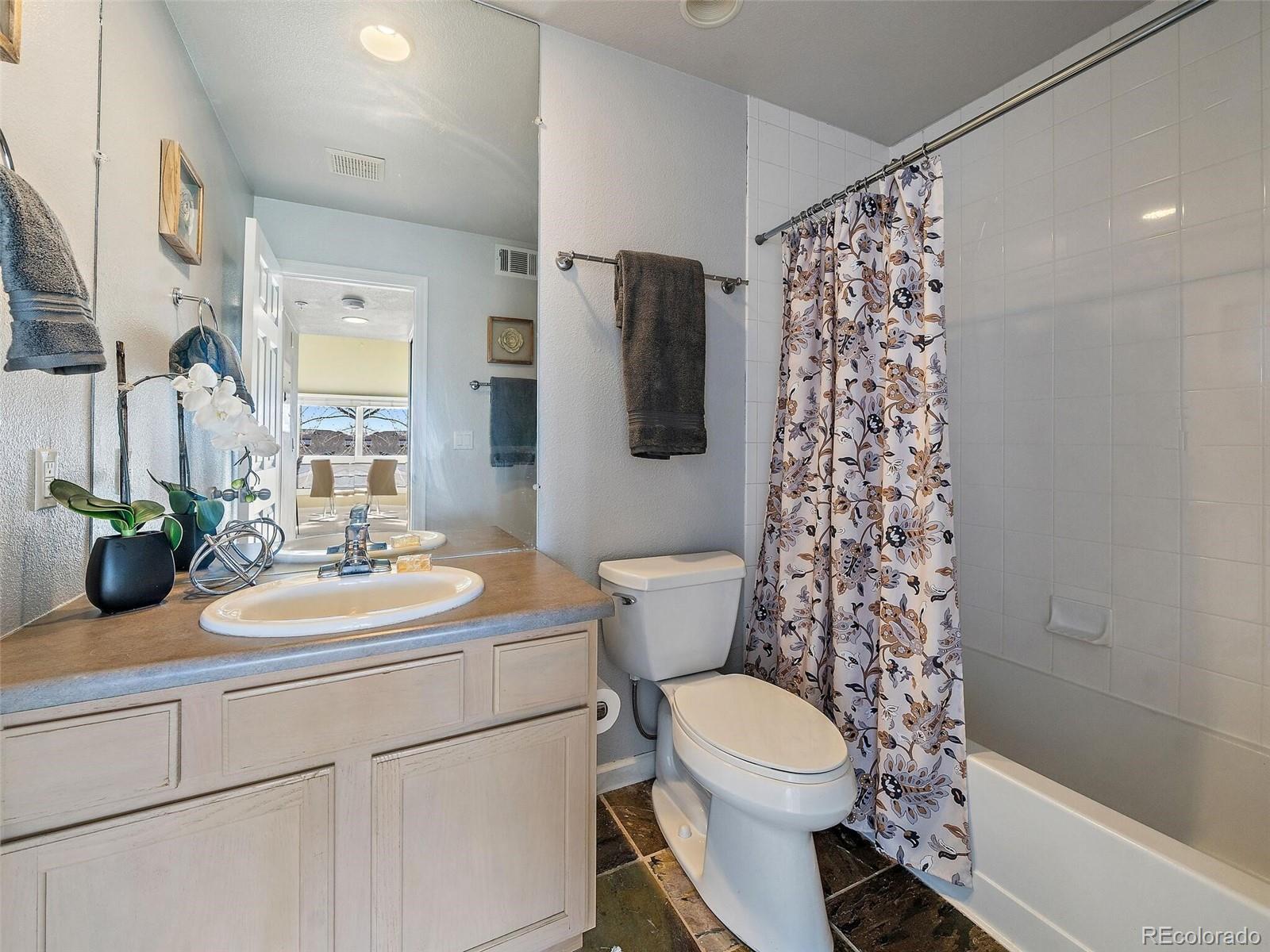 1320 S Monaco Parkway Unit: 7