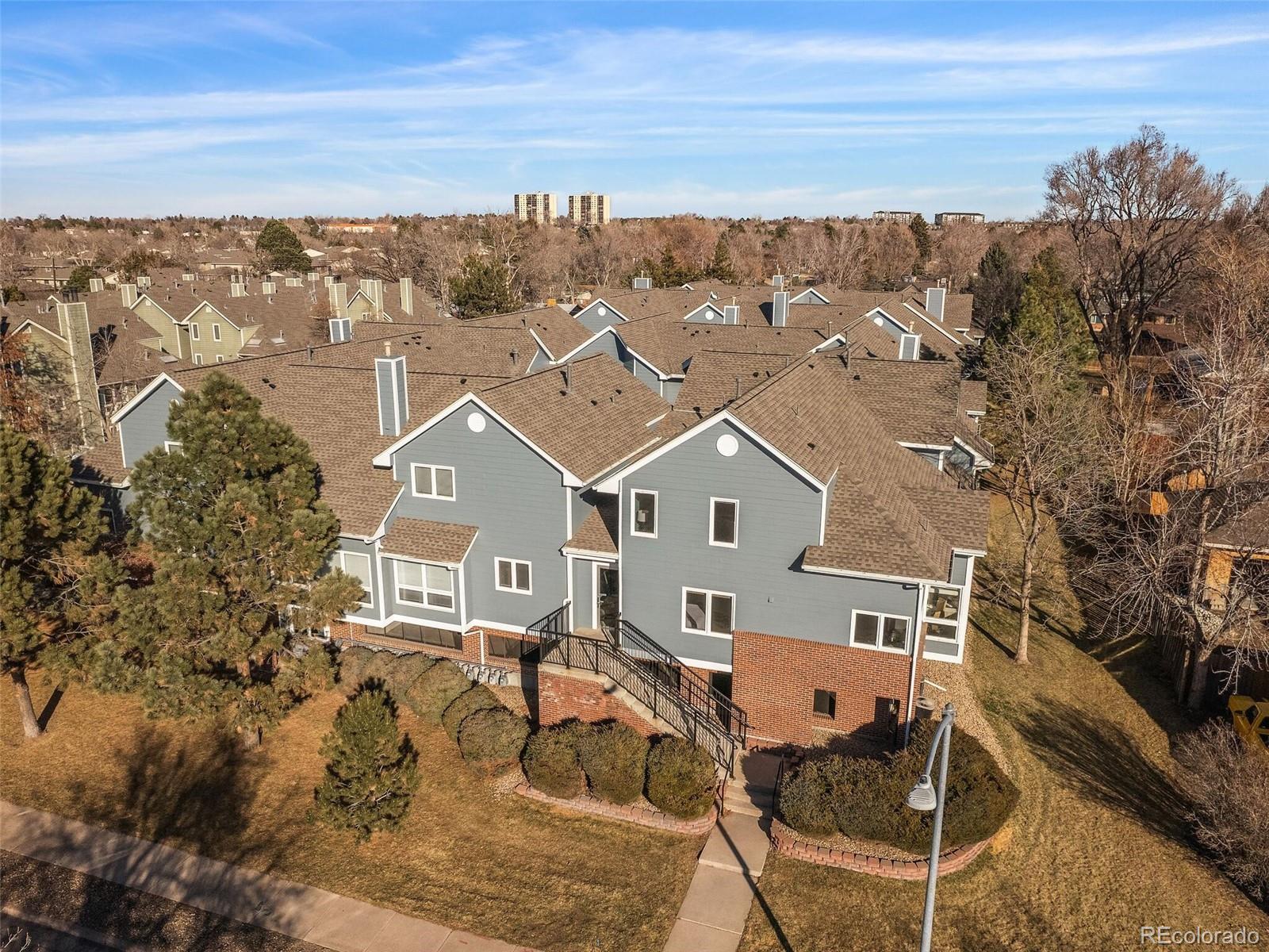 1320 S Monaco Parkway Unit: 7