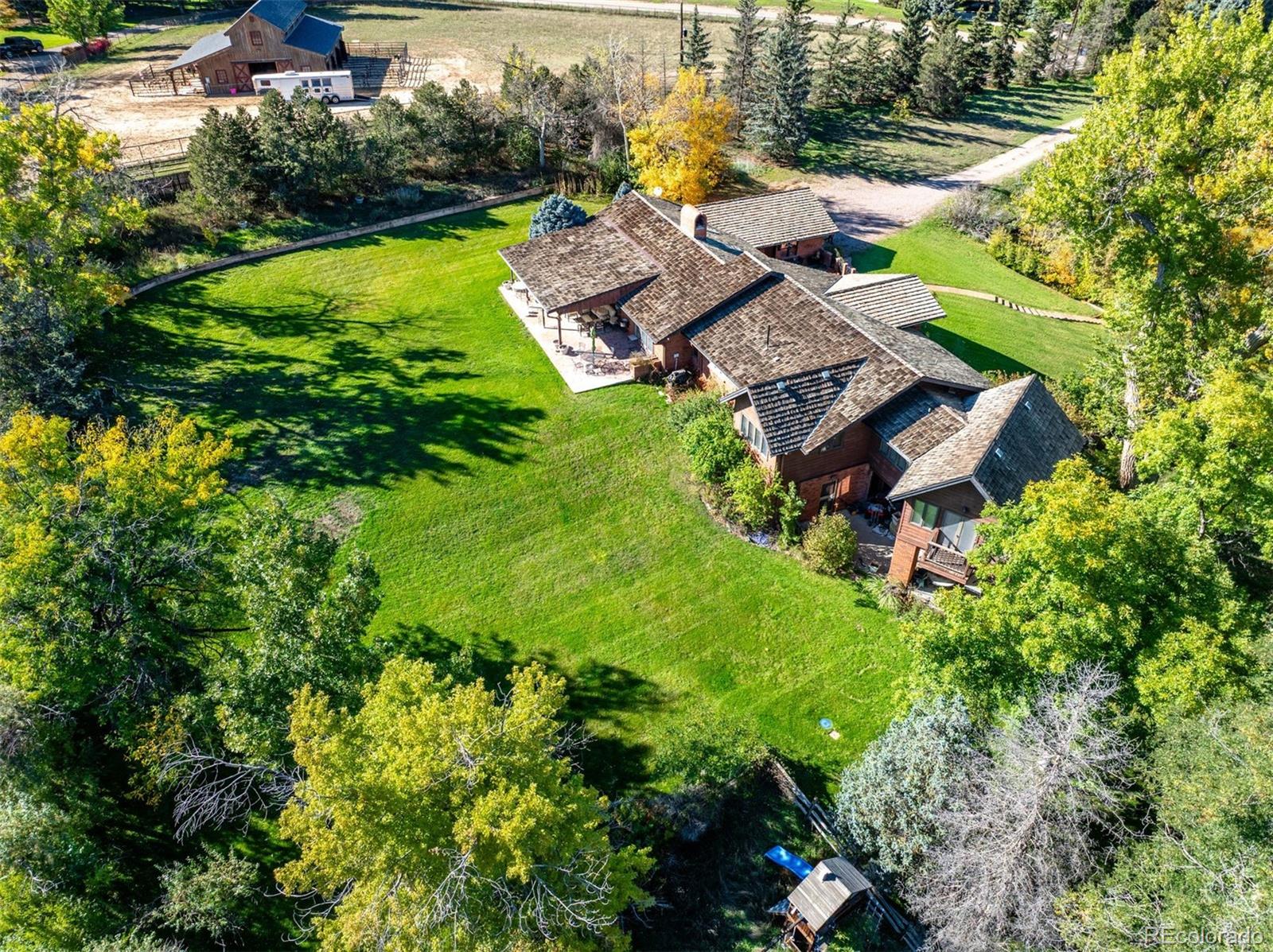 2600 E Willamette Lane