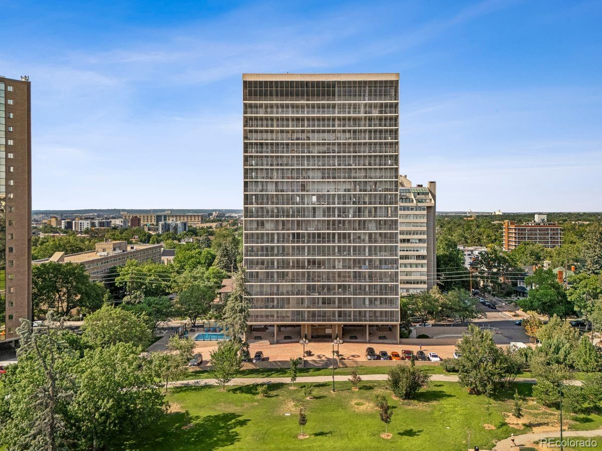1201 N Williams Street Unit: 17A