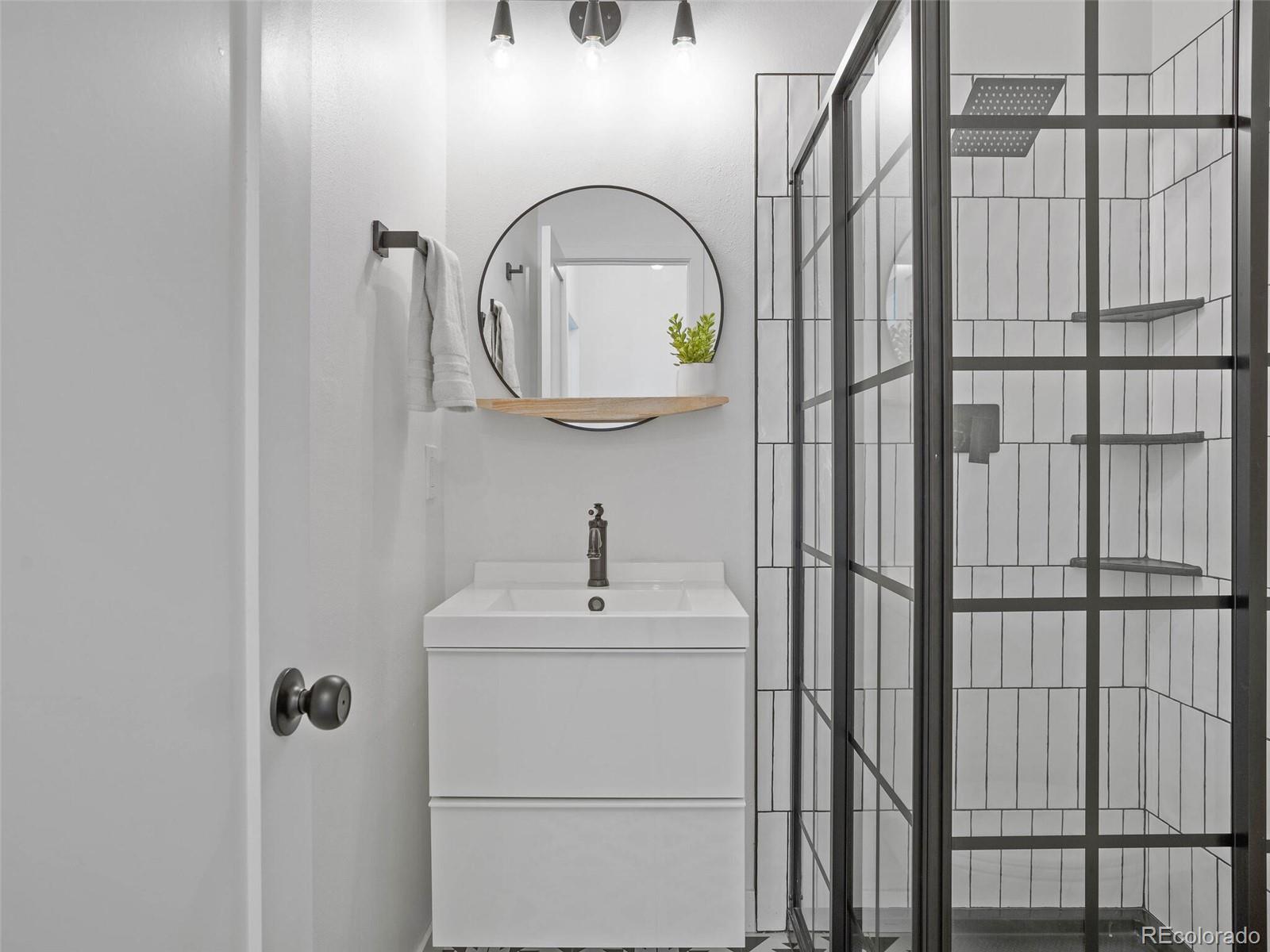 48 S Washington Street Unit: D