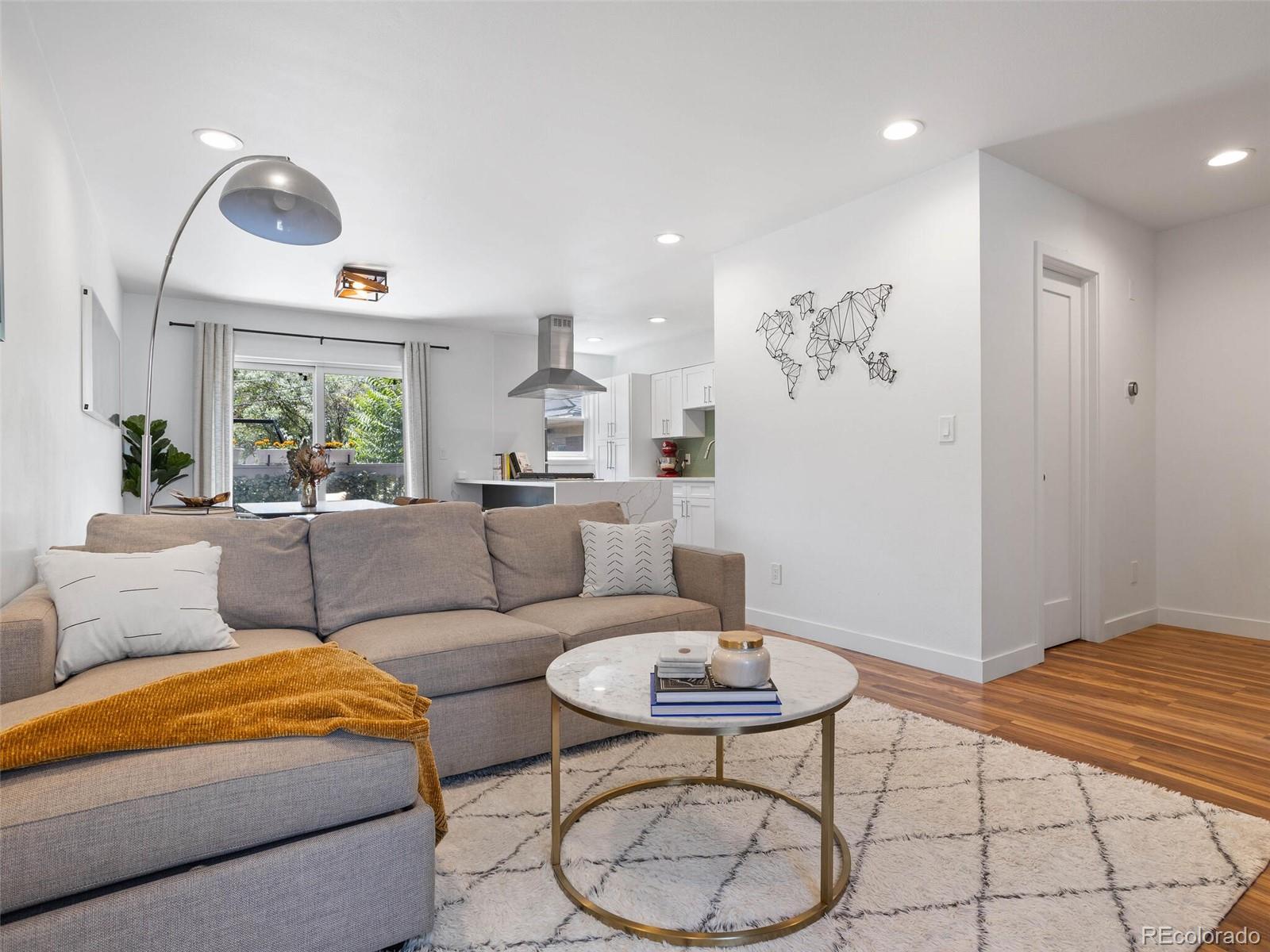 48 S Washington Street Unit: D