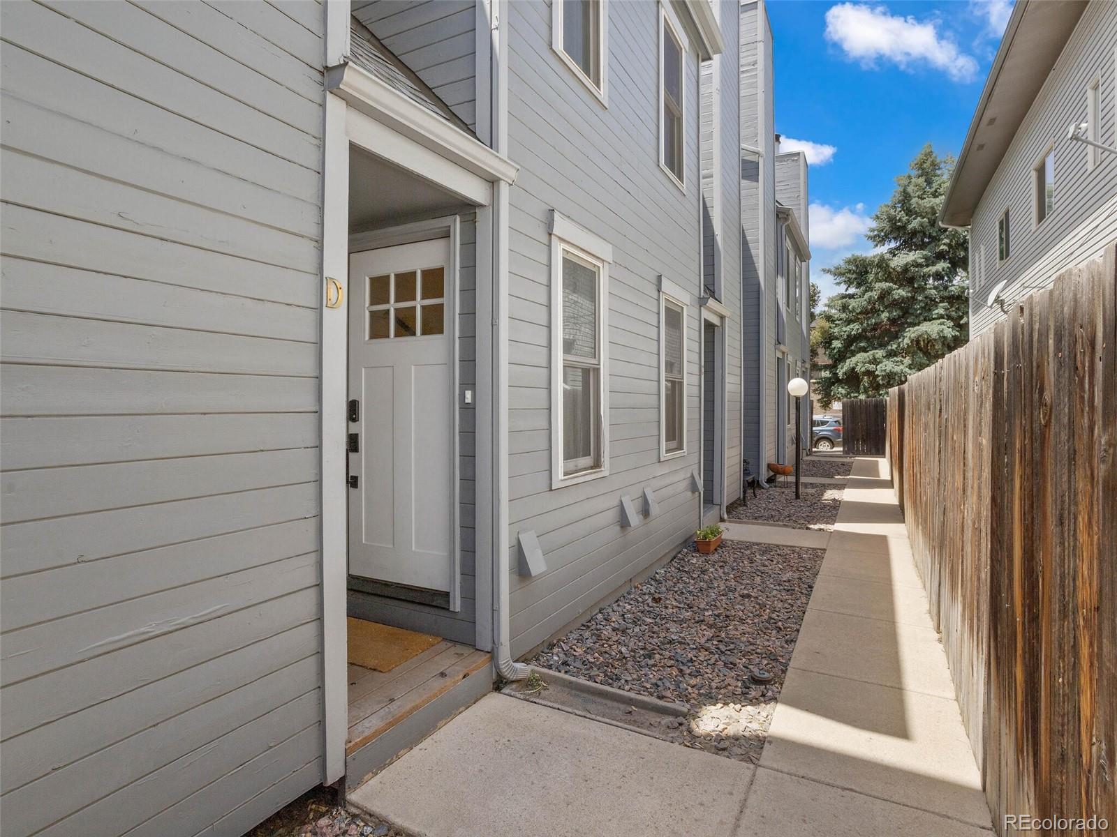 48 S Washington Street Unit: D