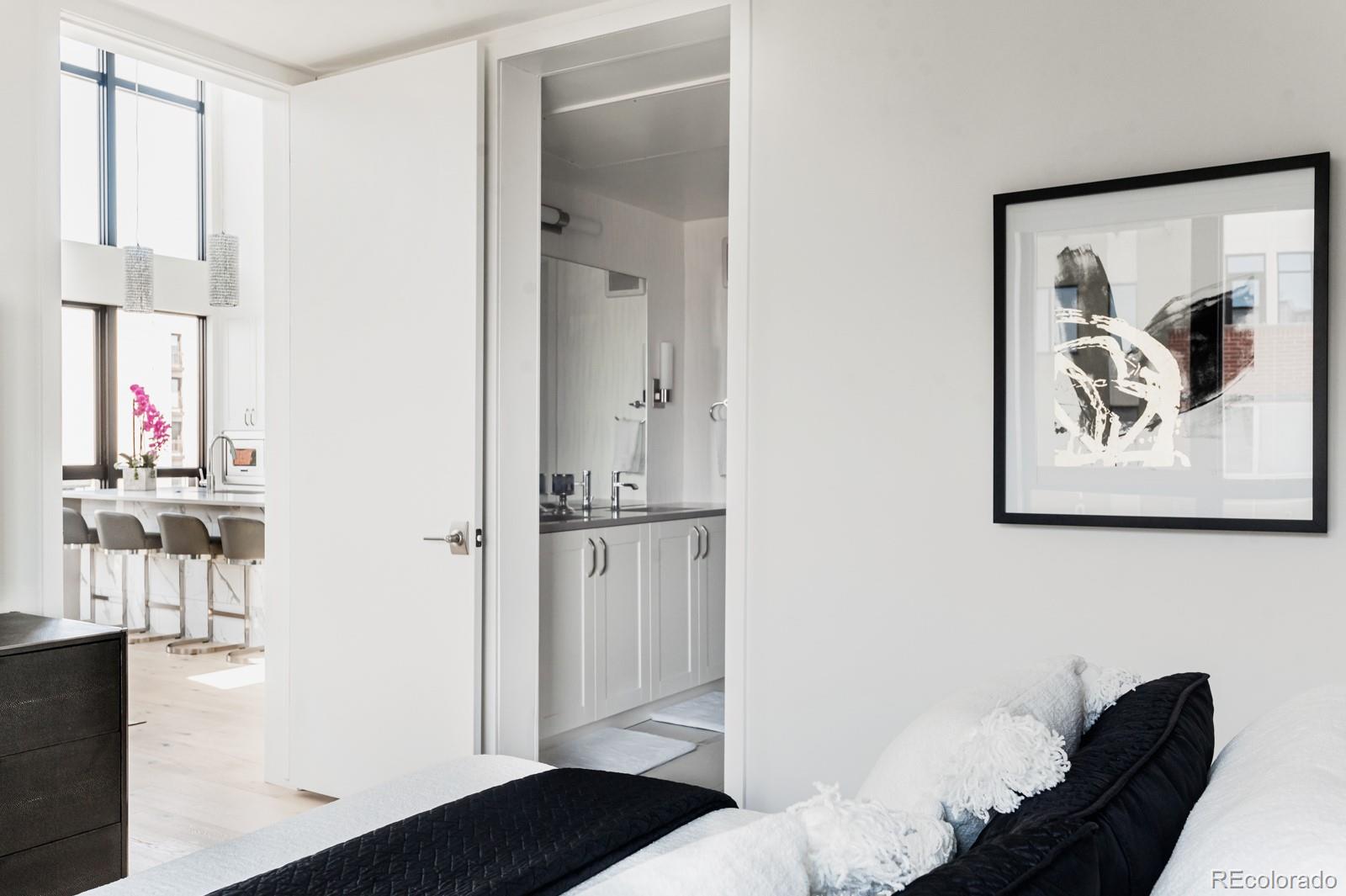 1735 Central Street Unit: 501