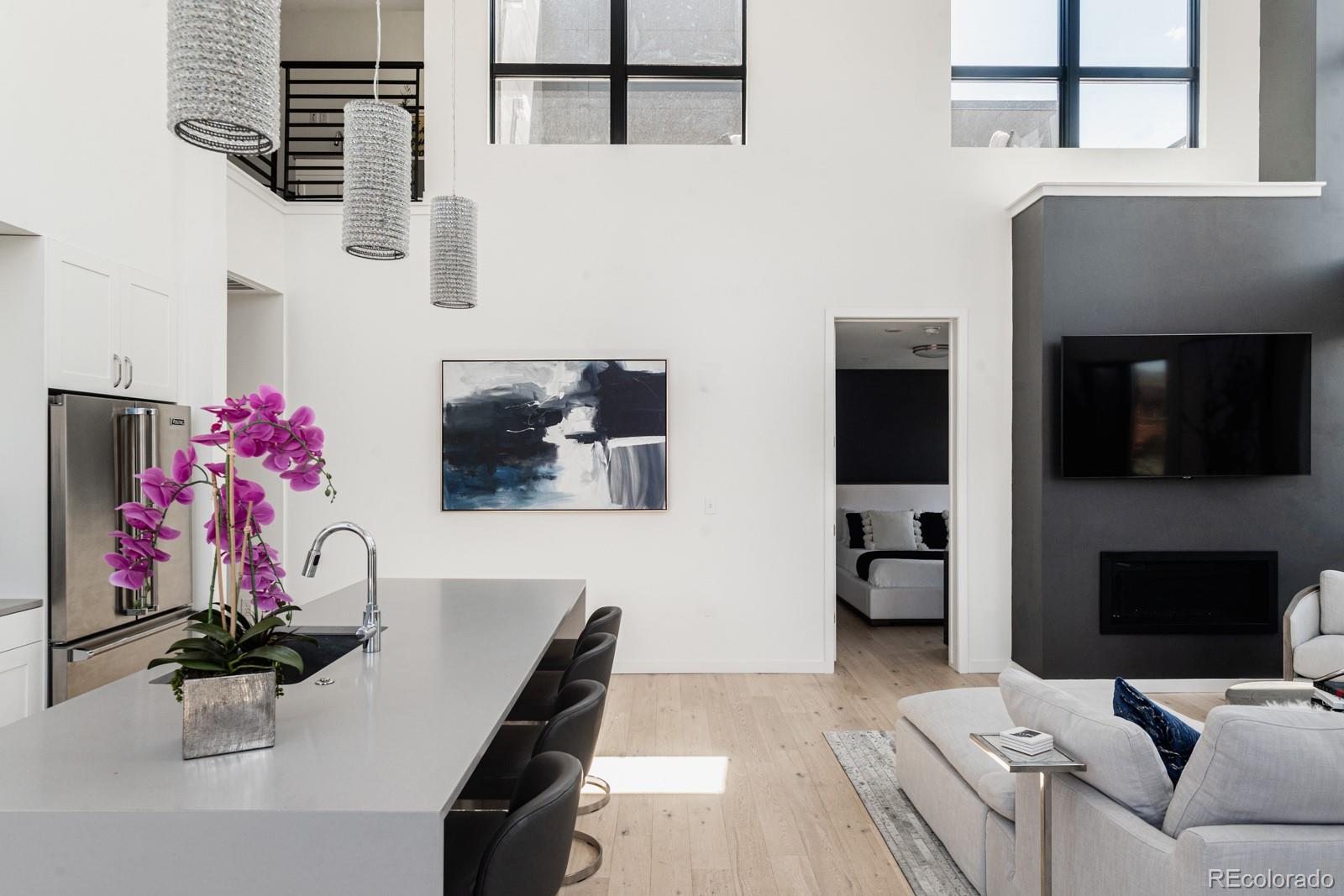 1735 Central Street Unit: 501
