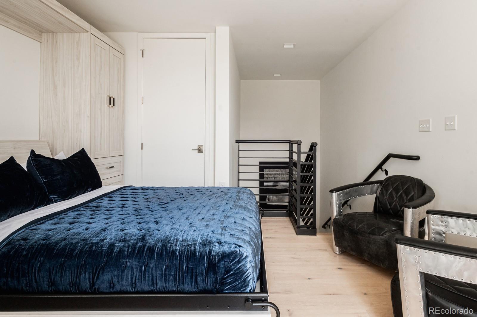 1735 Central Street Unit: 501
