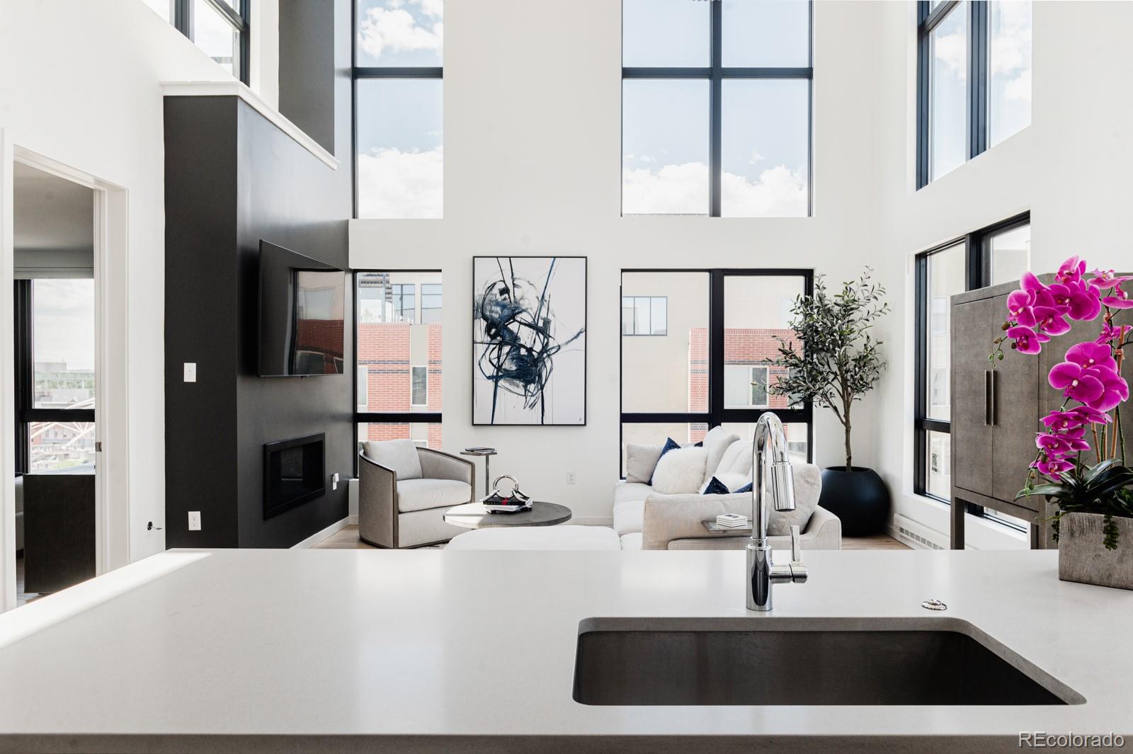 1735 Central Street Unit: 501