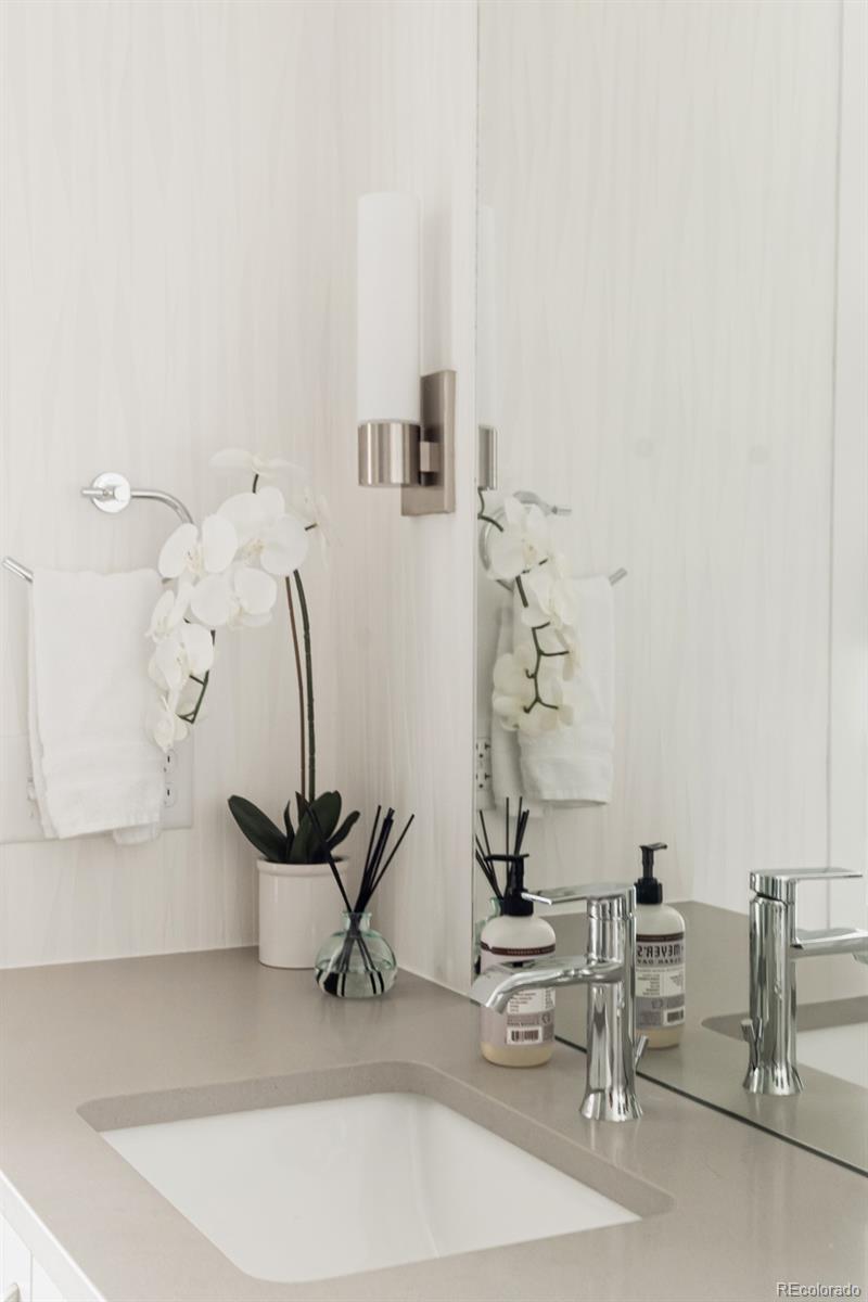 1735 Central Street Unit: 501