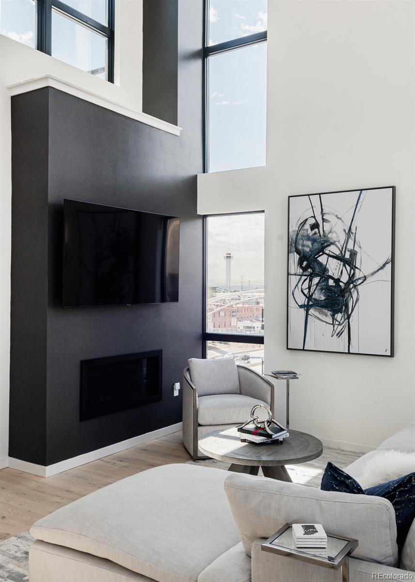 1735 Central Street Unit: 501
