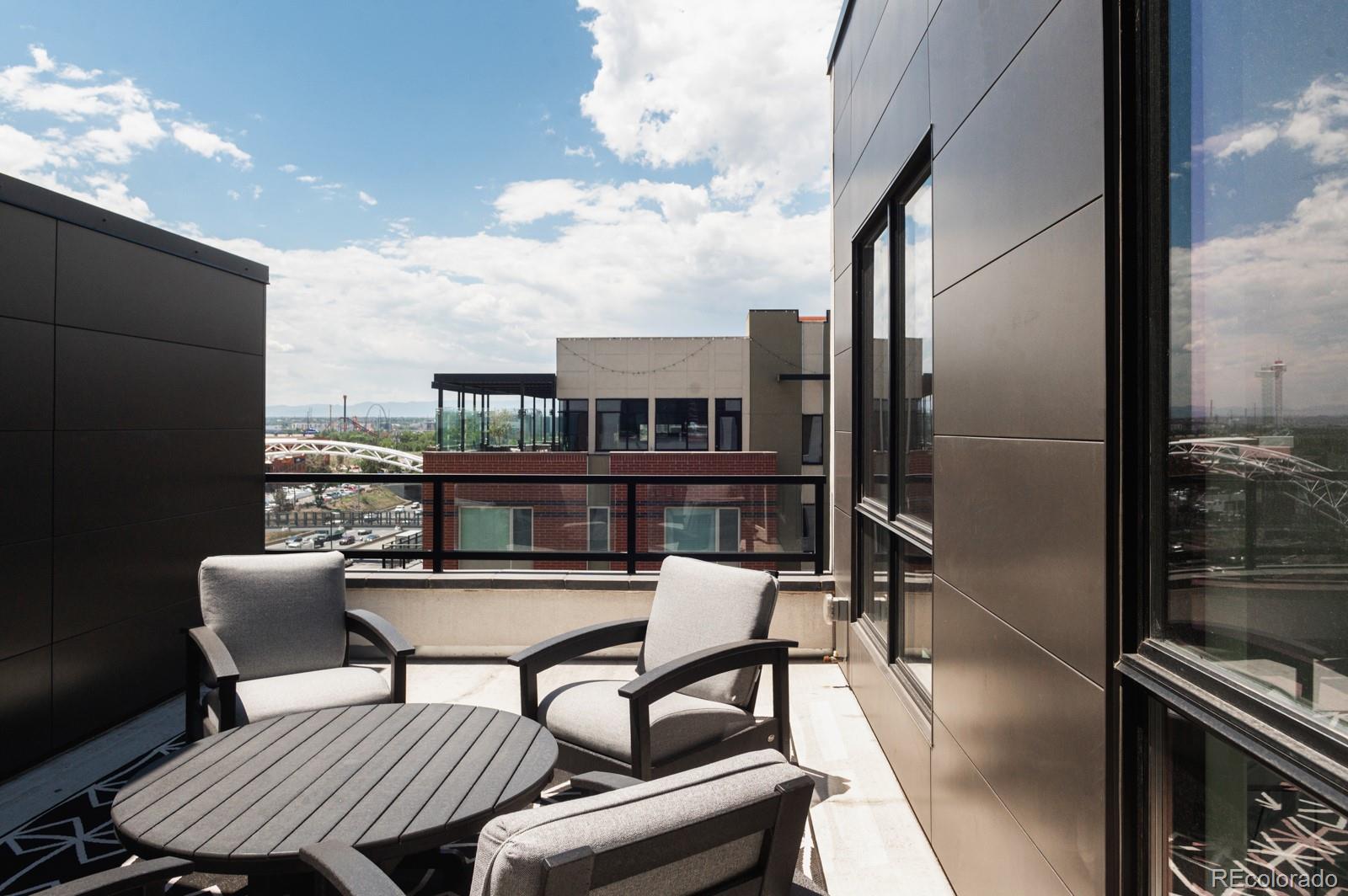 1735 Central Street Unit: 501