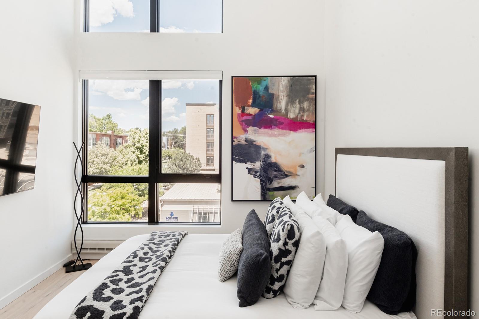 1735 Central Street Unit: 501