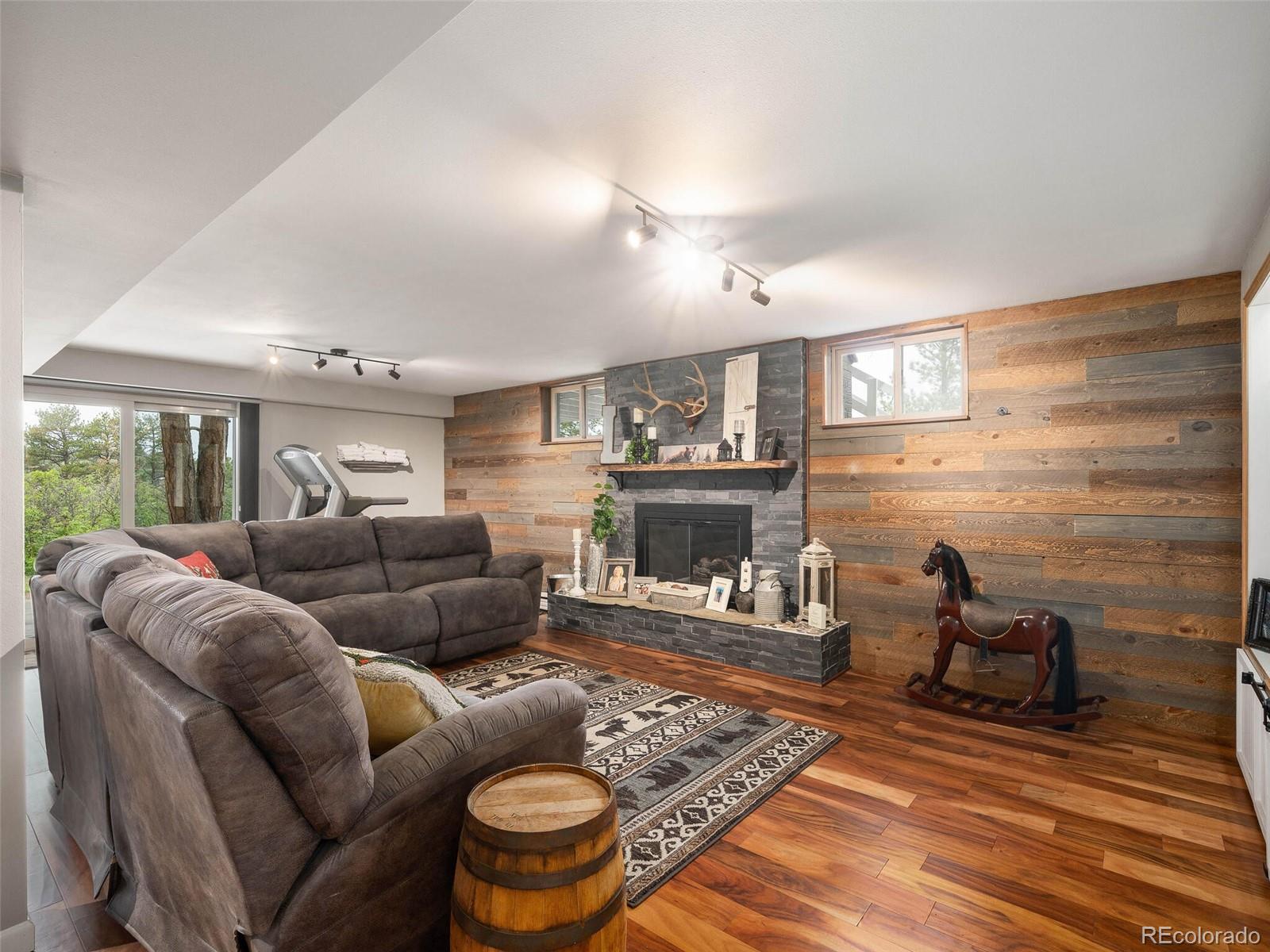 9488 N Surrey Drive