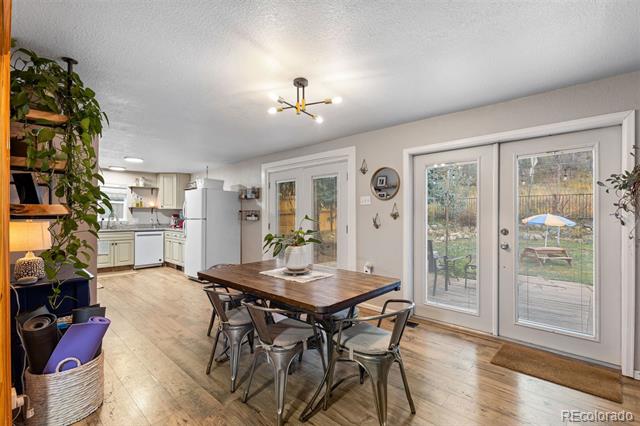 26095 Columbine Trail