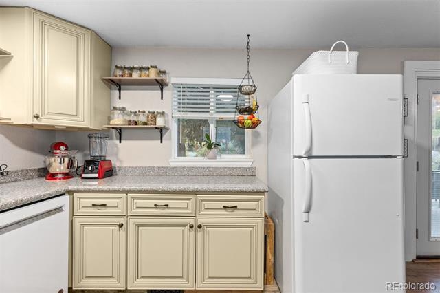 26095 Columbine Trail