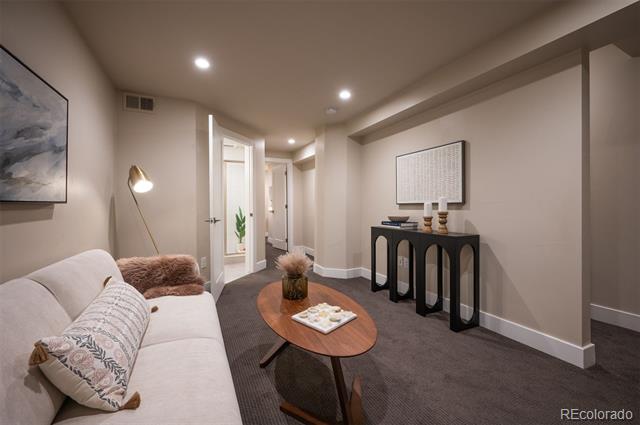 409 Harrison Street Unit: 2
