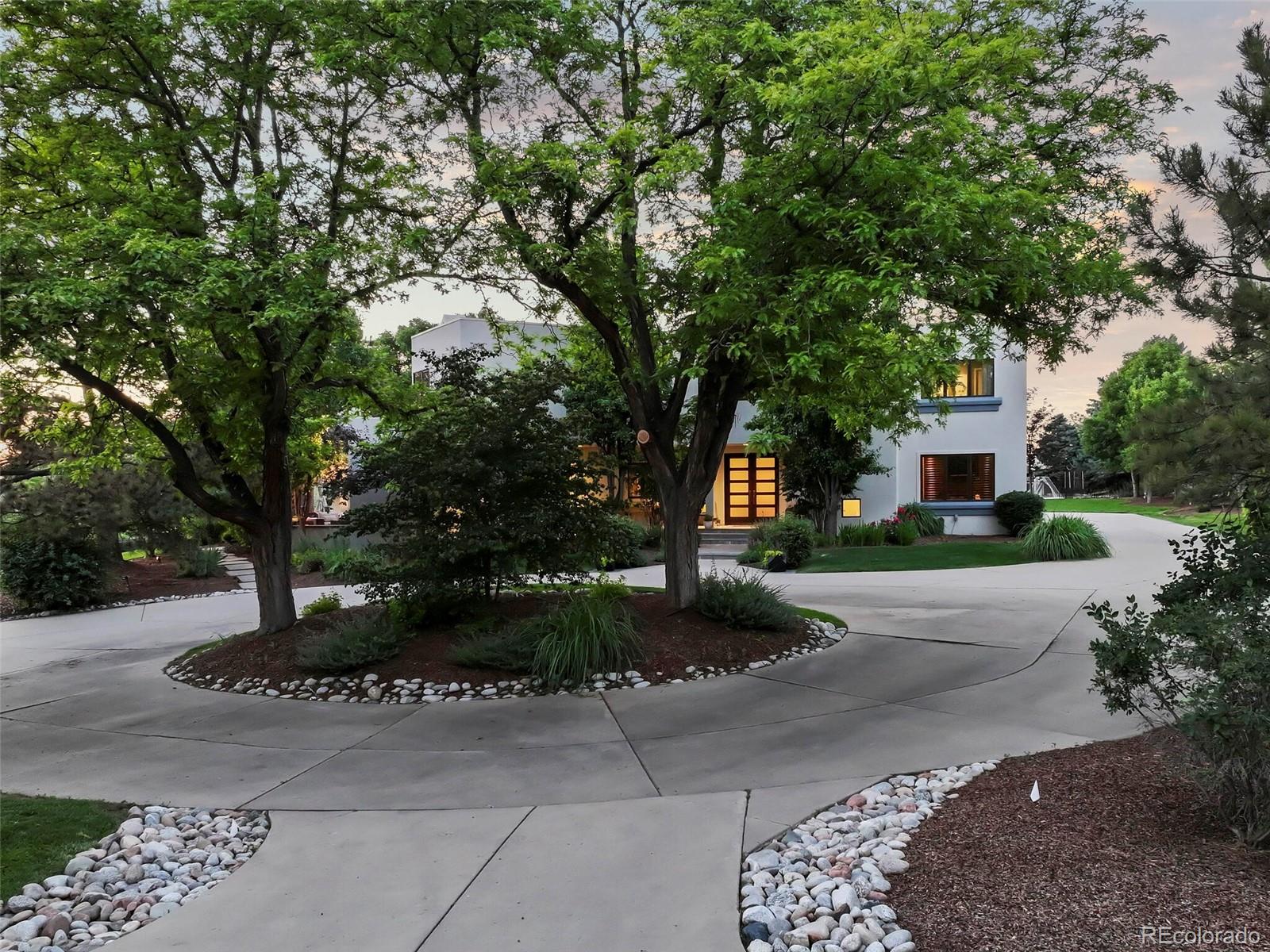 2 Cherry Lane Drive