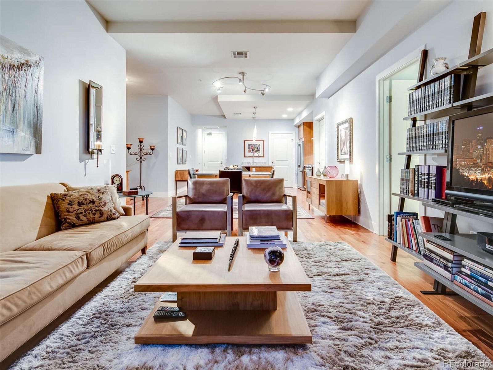 2001 Lincoln Street Unit: 1924