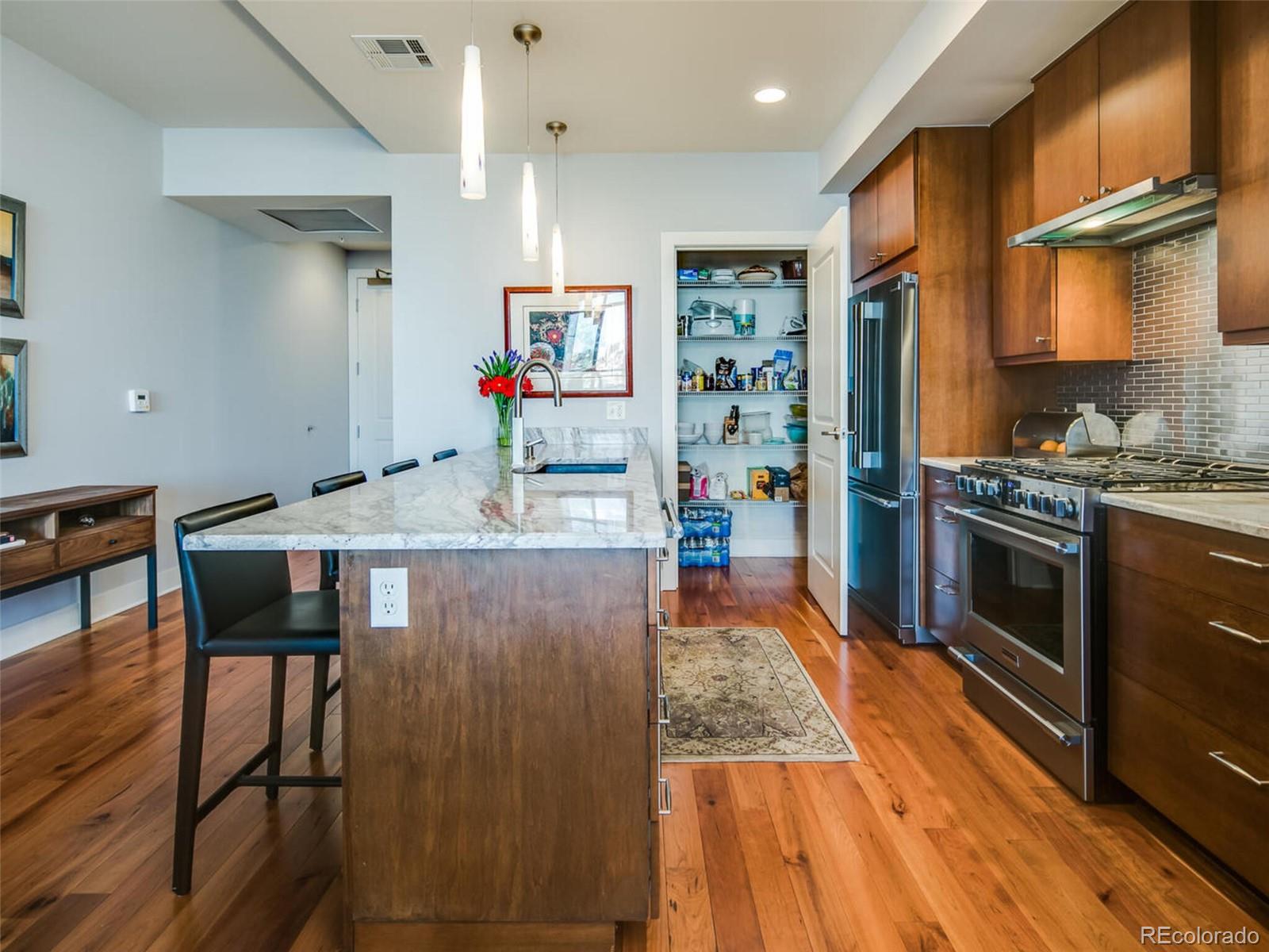 2001 Lincoln Street Unit: 1924