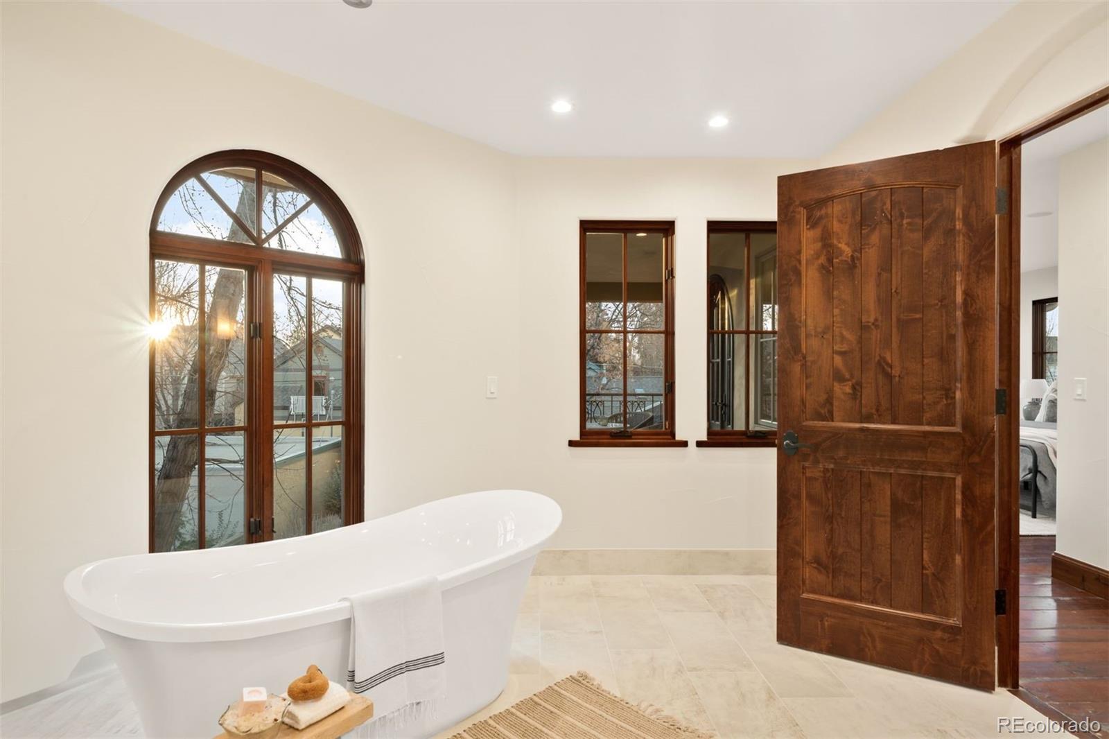 2435 S Milwaukee Street