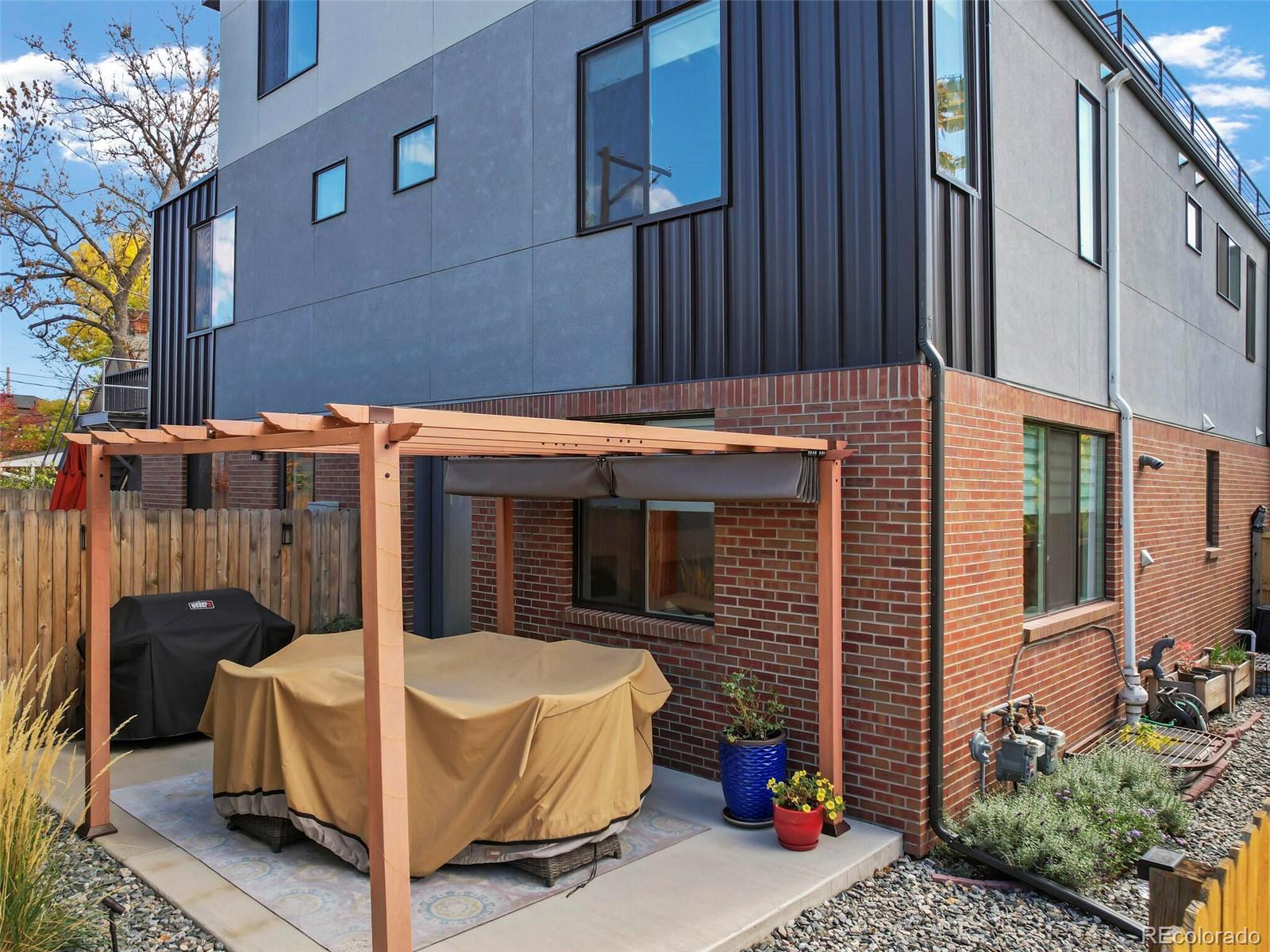 3397 W 23rd Avenue
