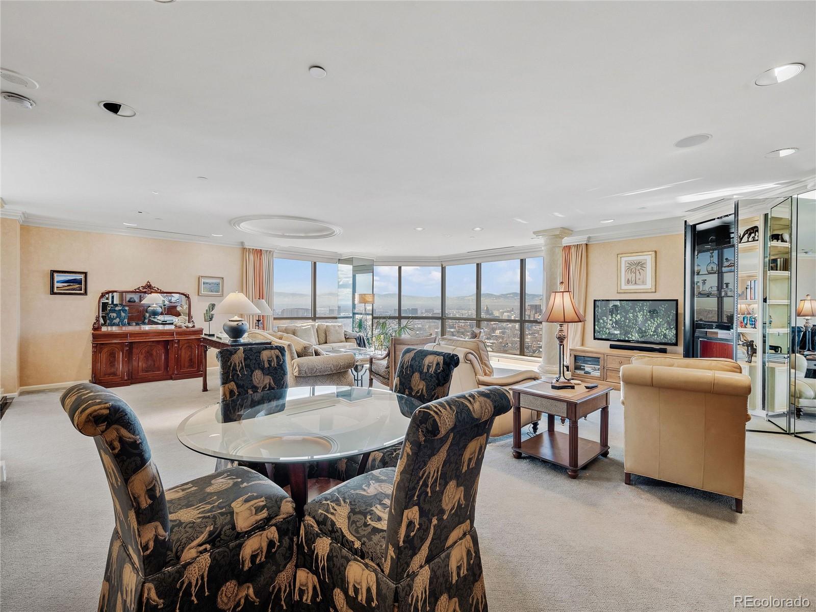 1299 N Gilpin Street Unit: 18