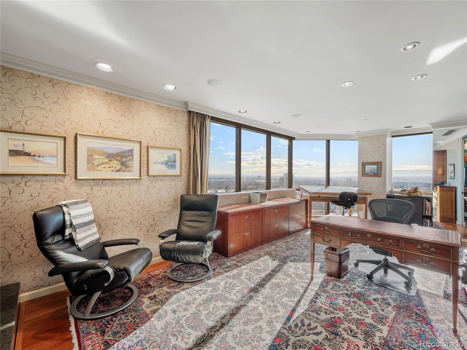 1299 N Gilpin Street Unit: 18