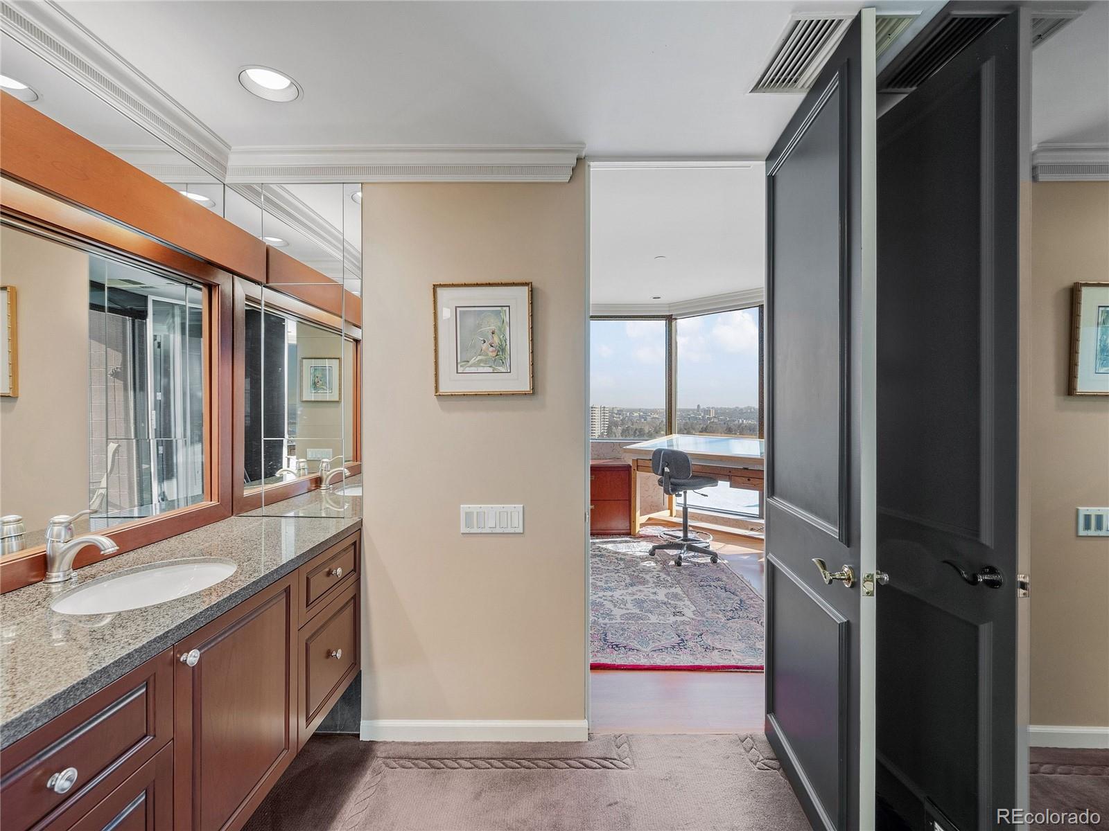 1299 N Gilpin Street Unit: 18