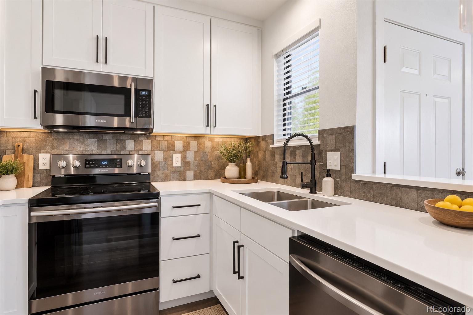 6765 S Field Street Unit: 7-724