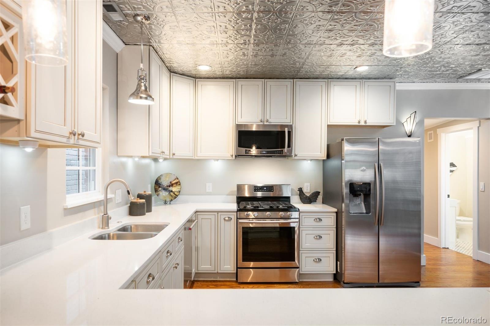 1438 N Lipan Street
