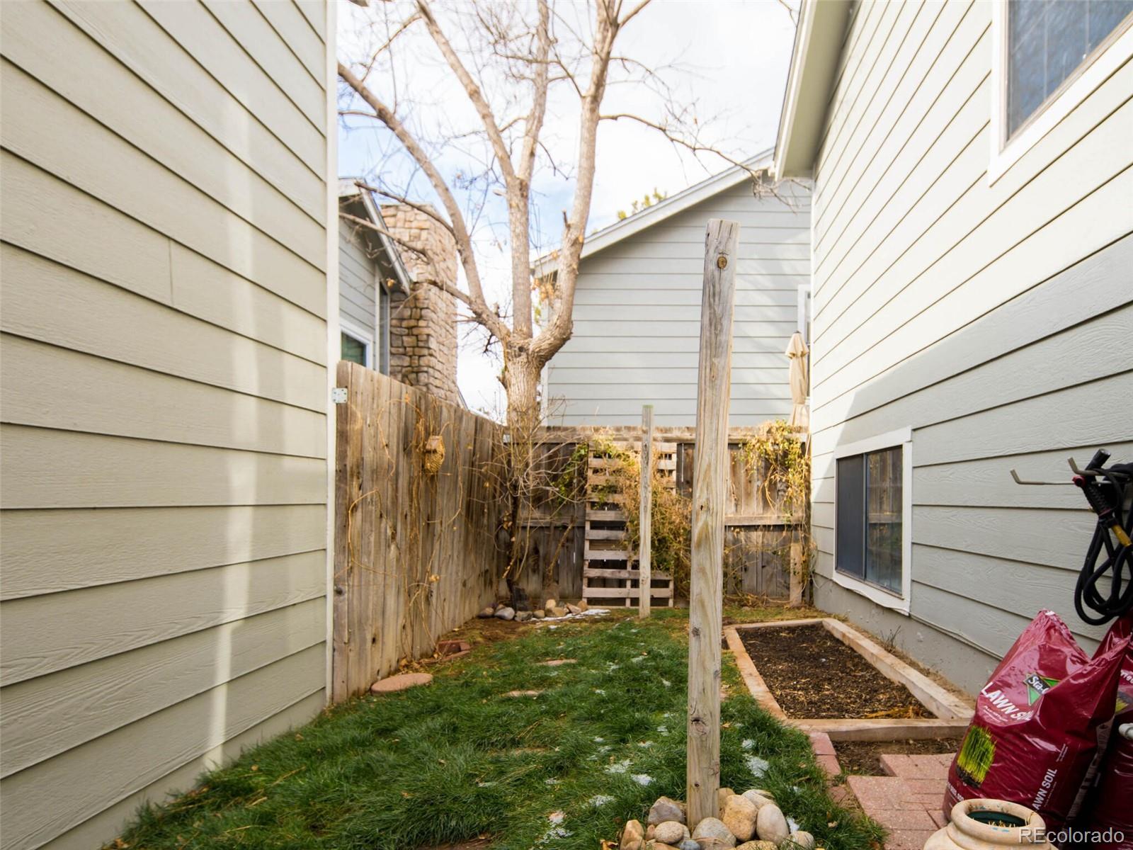 11945 E Cornell Circle