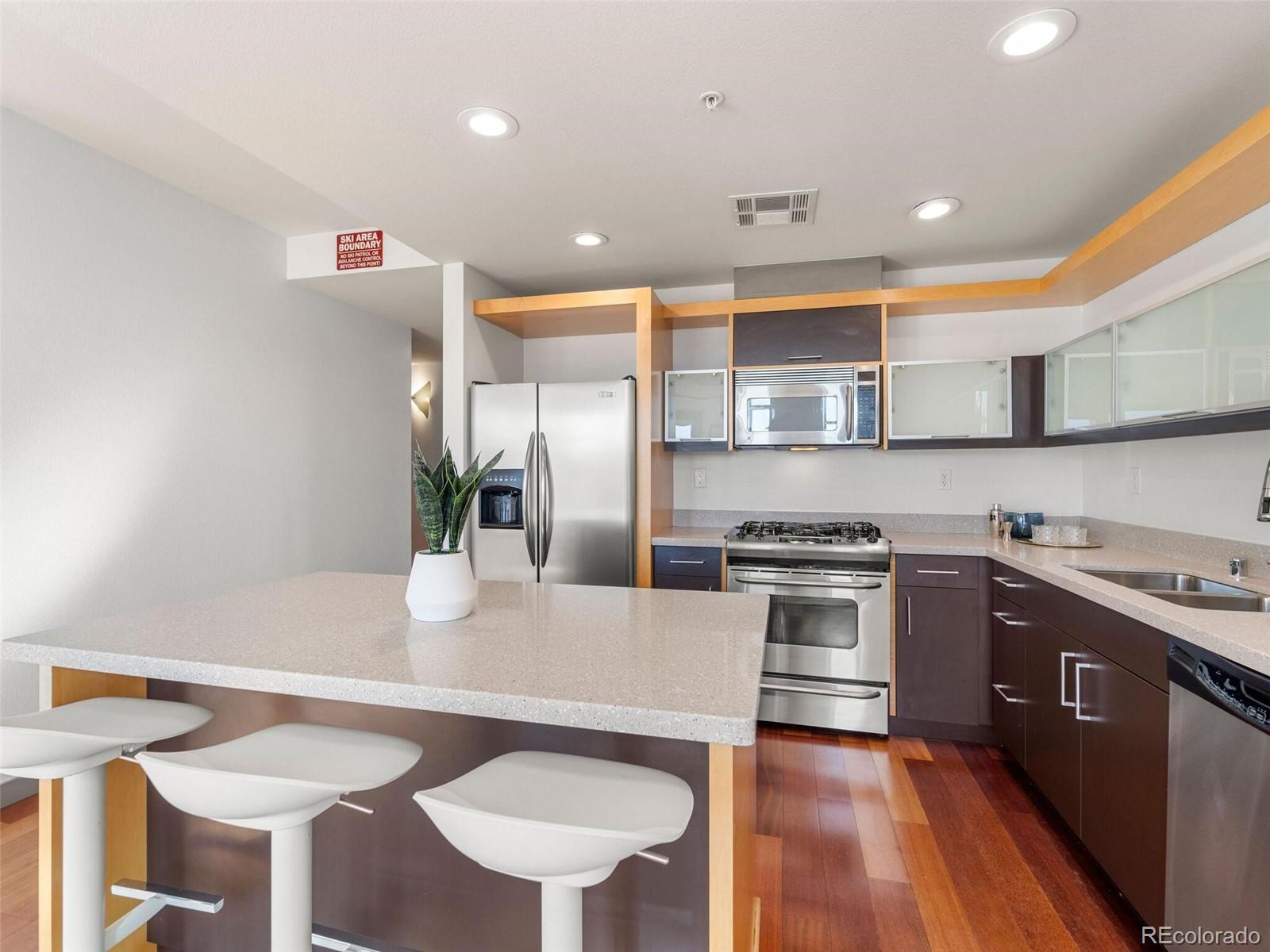 2900 Wyandot Street Unit: 302