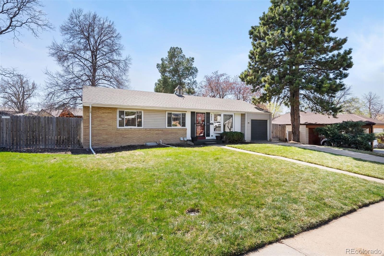 5698 E Greenwood Place
