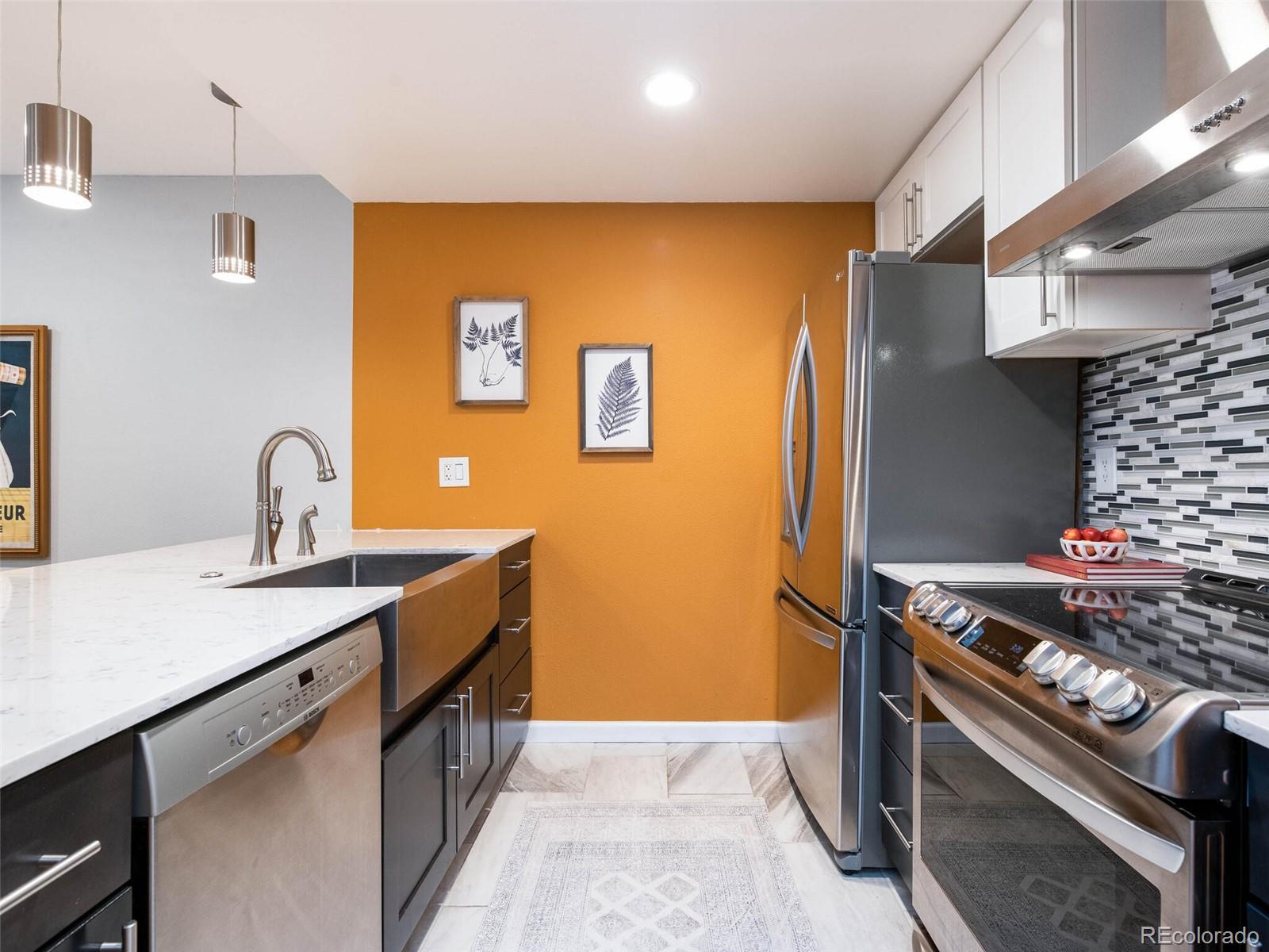 540 S Forest Street Unit: 10-102