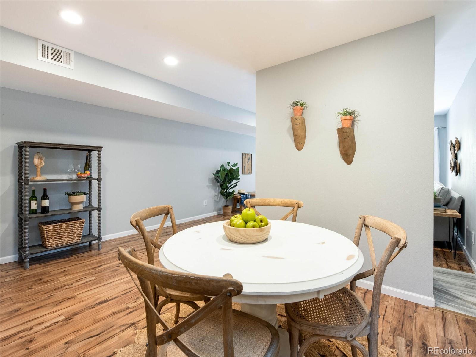 540 S Forest Street Unit: 10-102