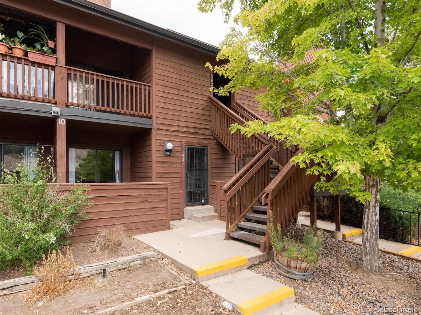 540 S Forest Street Unit: 10-102