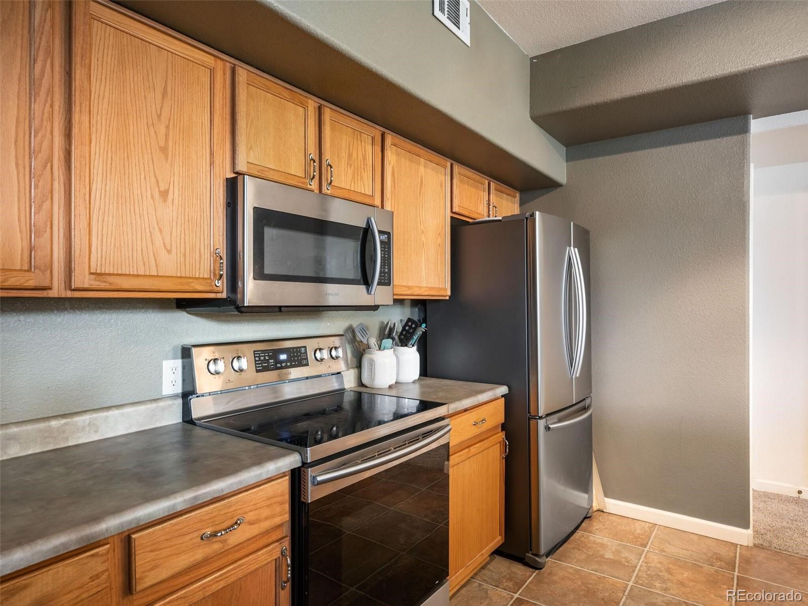 9468 E Florida Avenue Unit: 2038