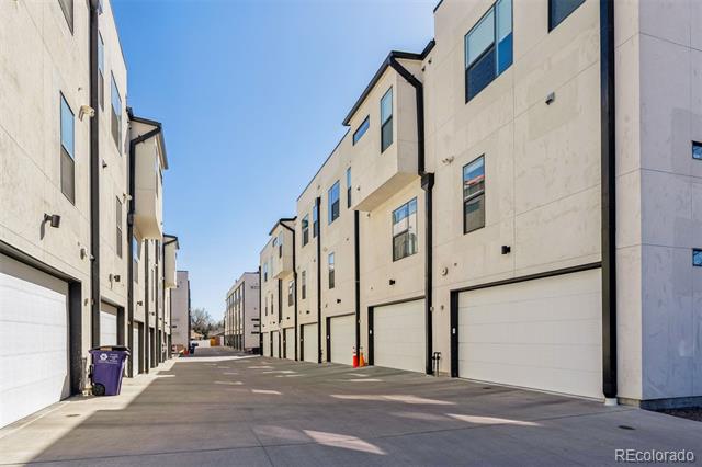 3036 Wilson Court Unit: 5