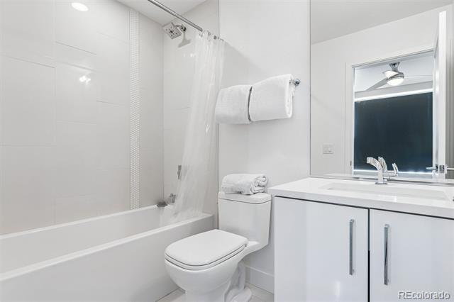 3036 Wilson Court Unit: 5