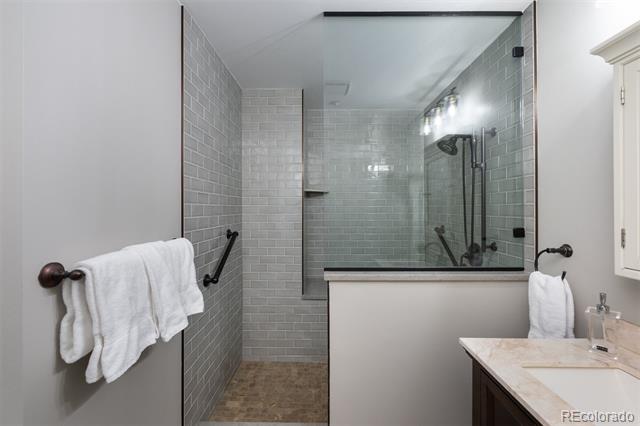 300 W 11th Avenue Unit: 8C