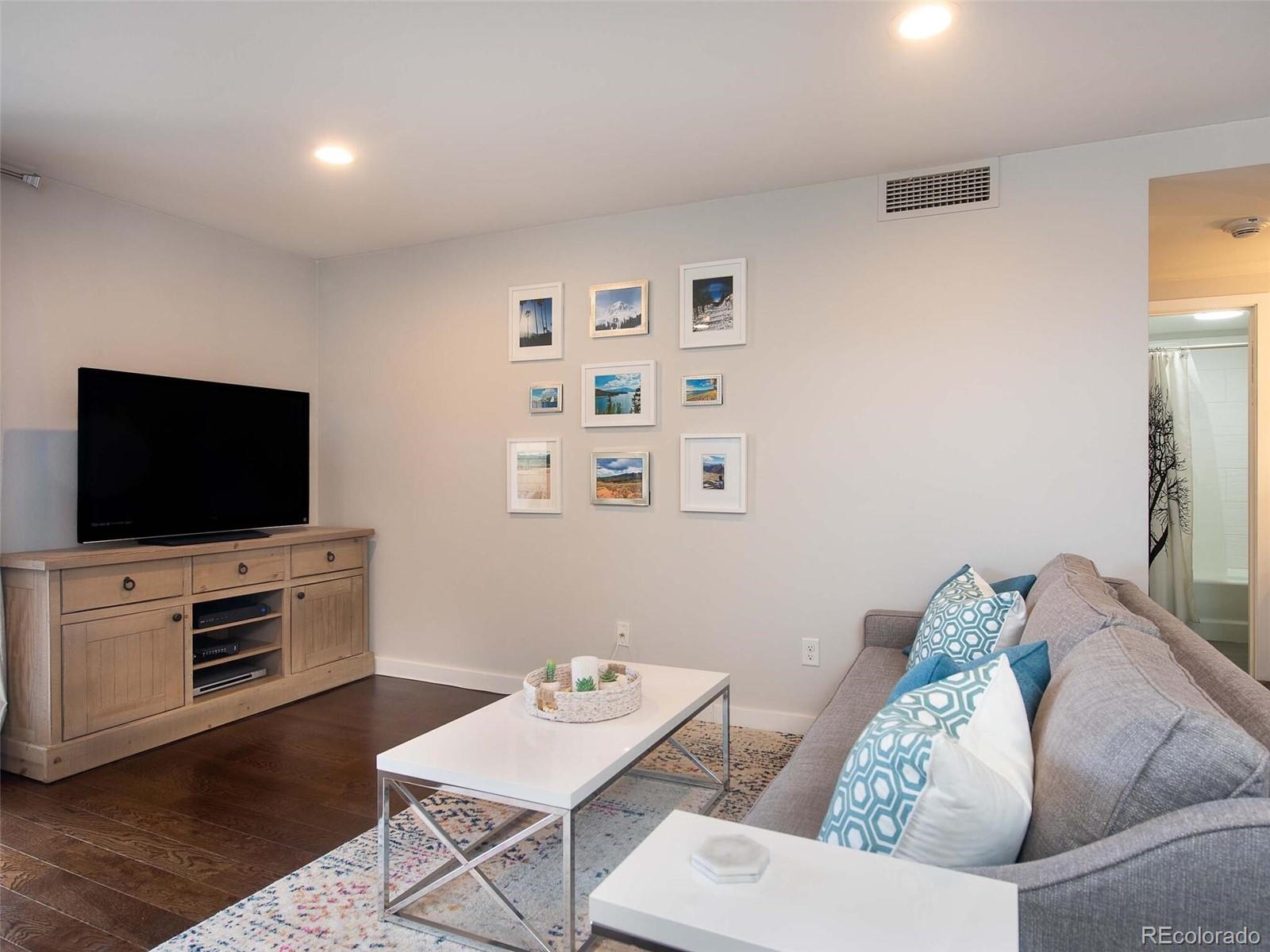800 Pearl Street Unit: 1107