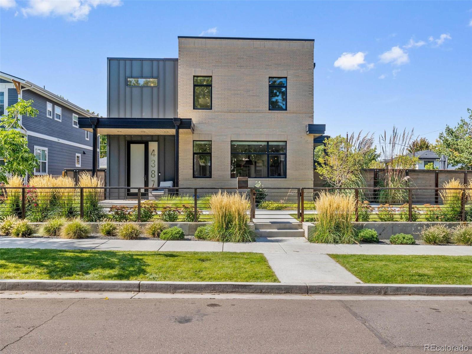 4387 Winona Court